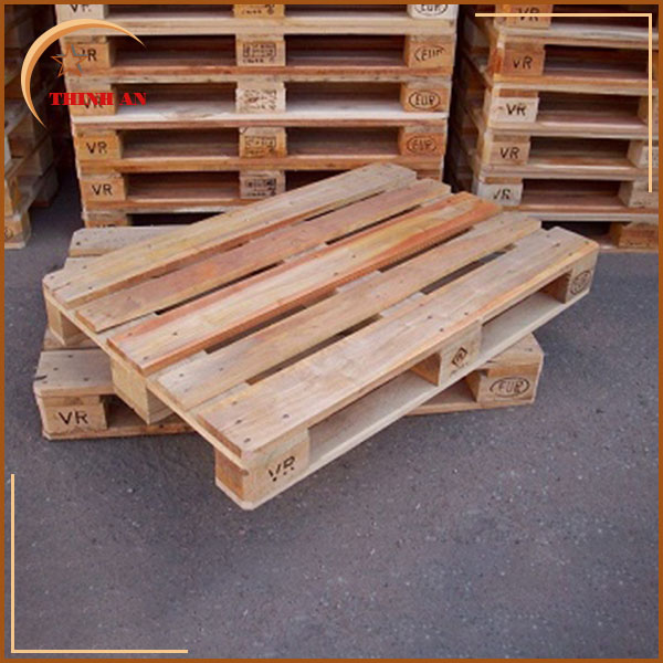 Pallet gỗ 4 chiều